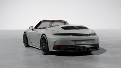2026 Porsche 911 Carrera 4 GTS