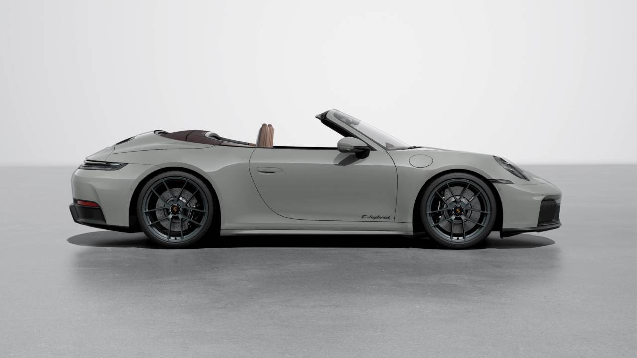 2026 Porsche 911 Carrera 4 GTS