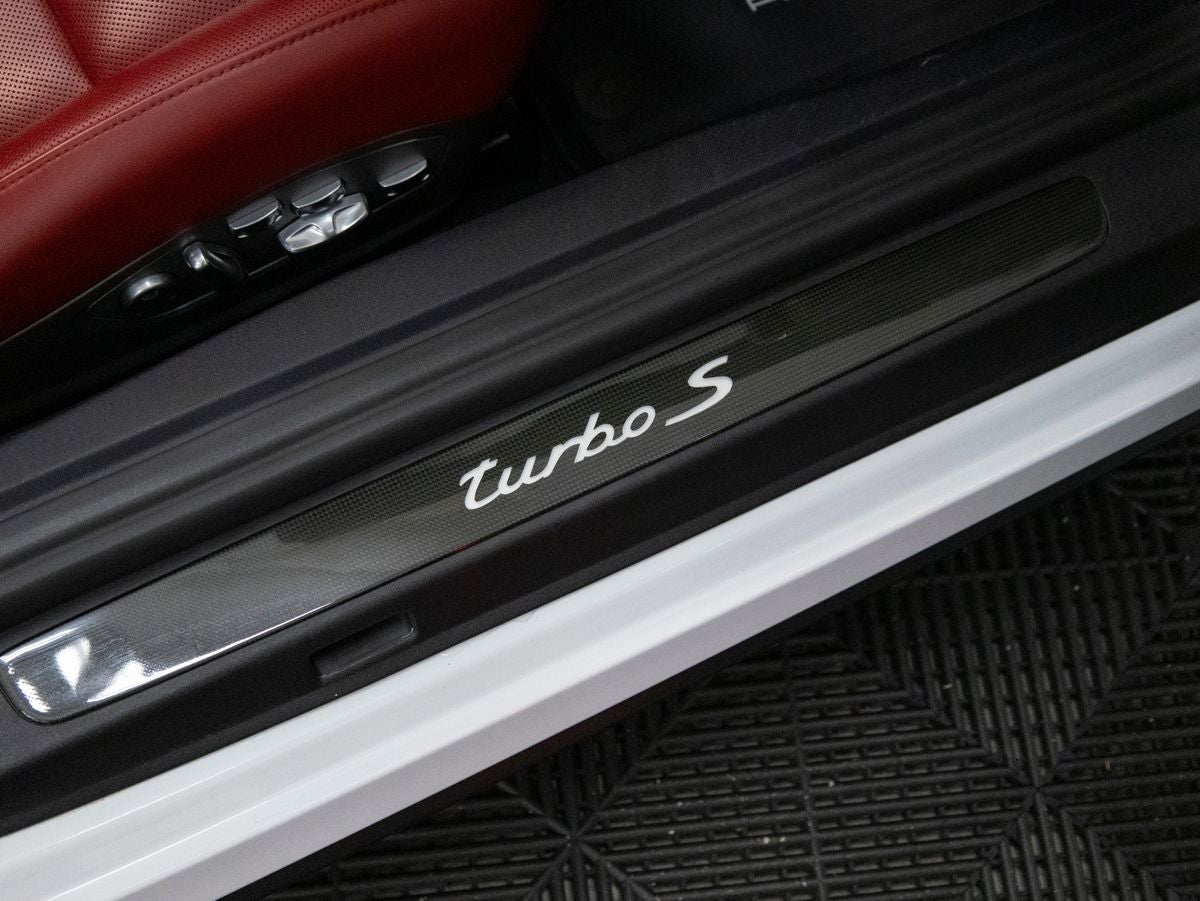 2014 Porsche 911 911 Turbo S Cabriolet