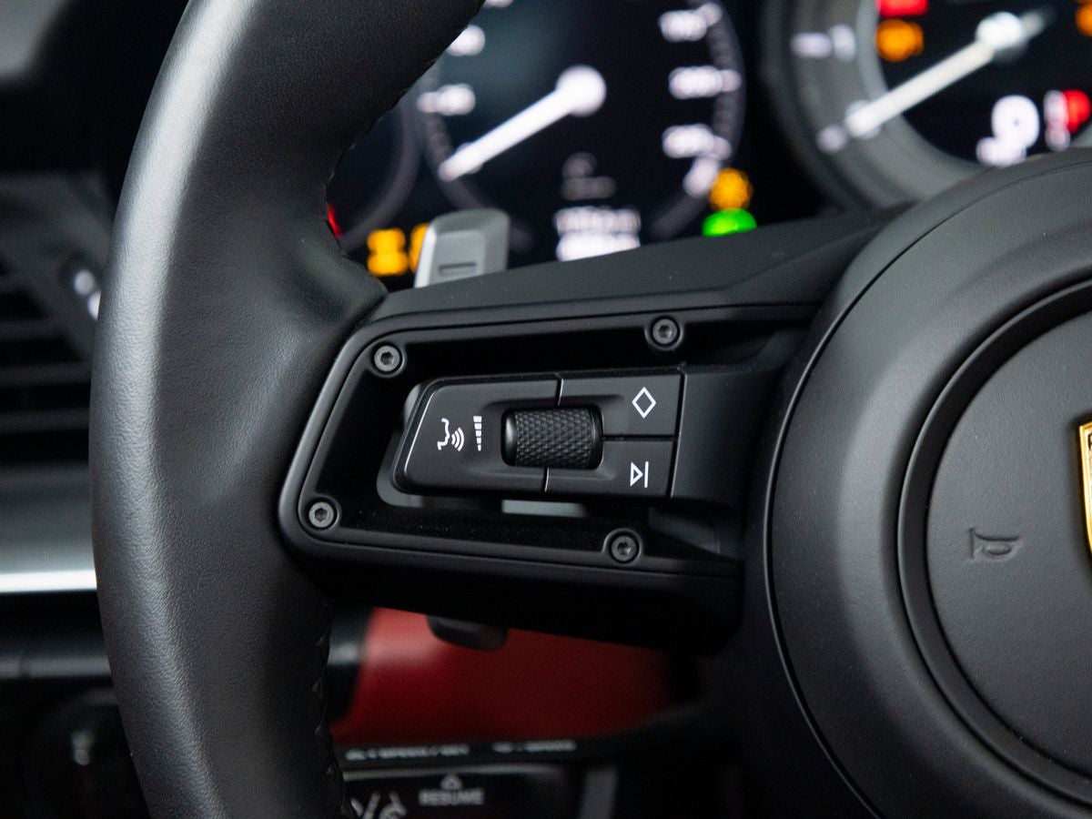 2025 Porsche 911 Turbo