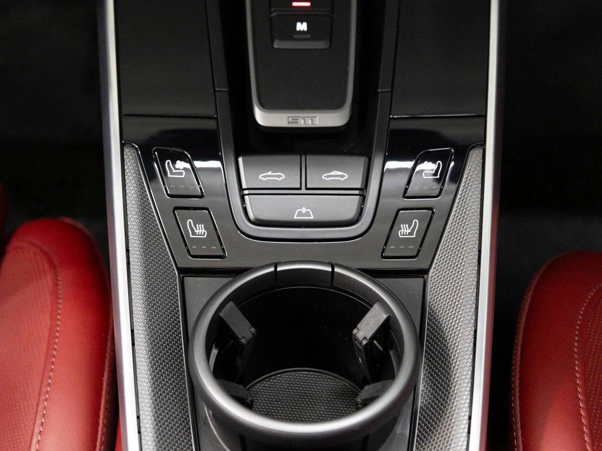 2025 Porsche 911 Turbo Cabriolet