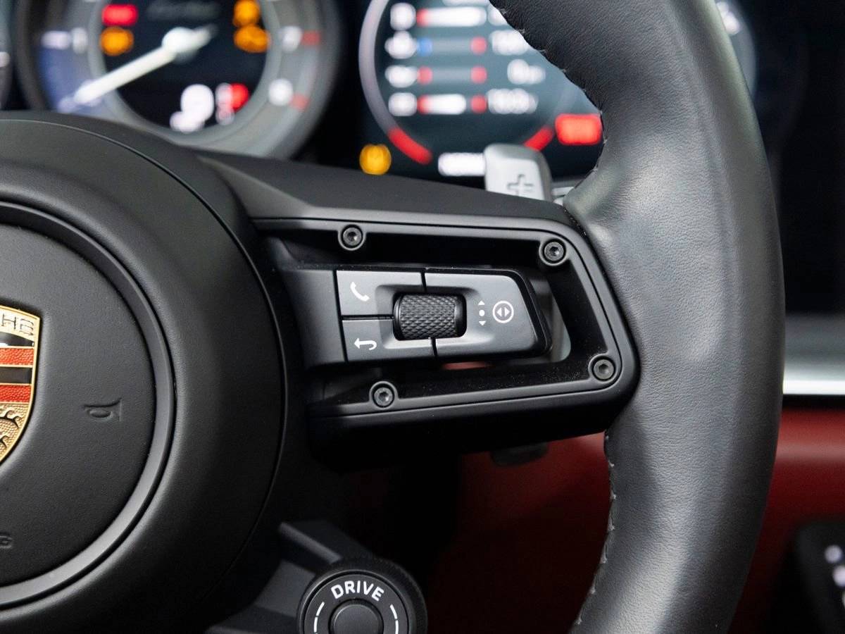 2025 Porsche 911 Turbo Cabriolet