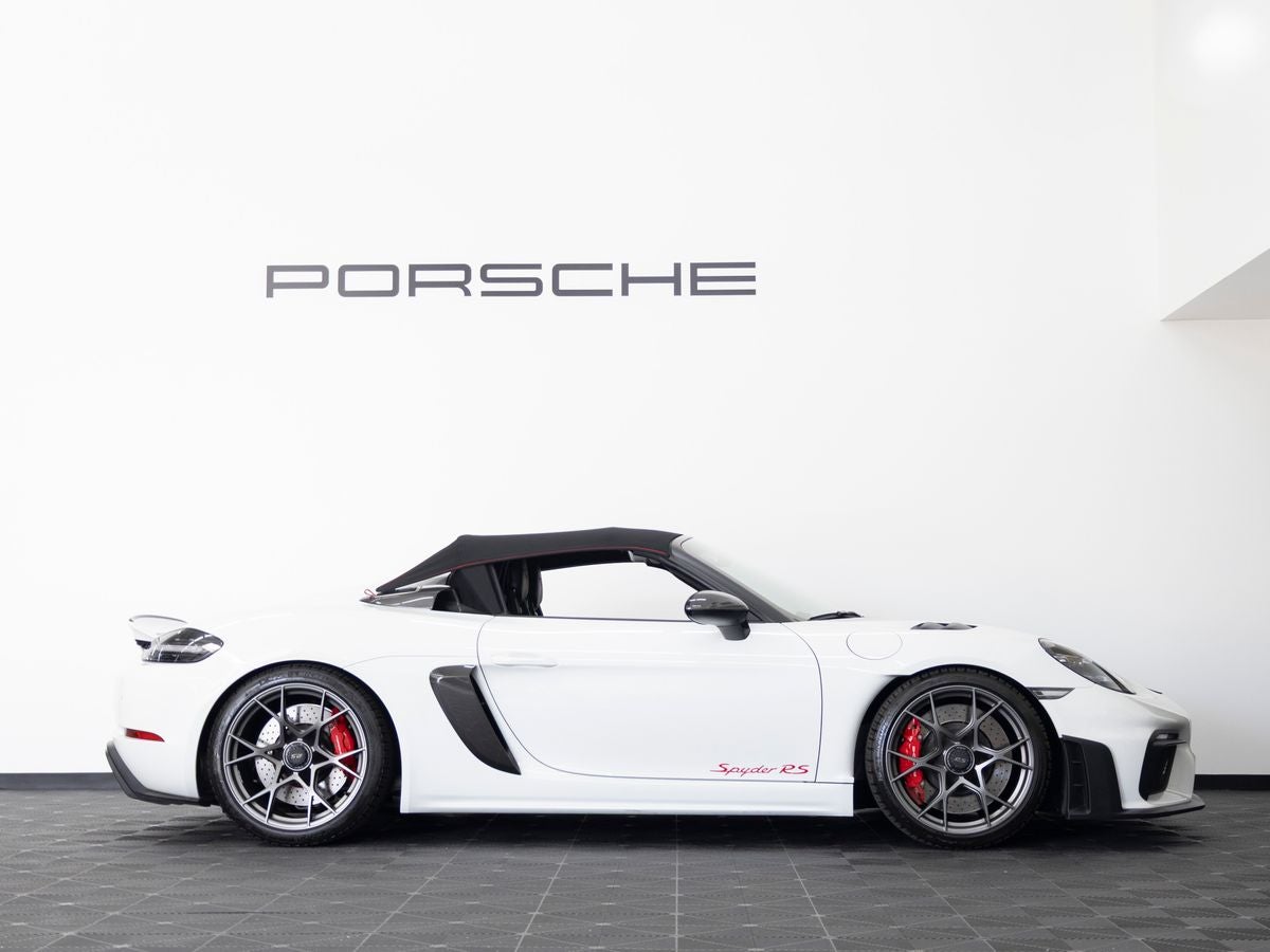 2024 Porsche 718 RS