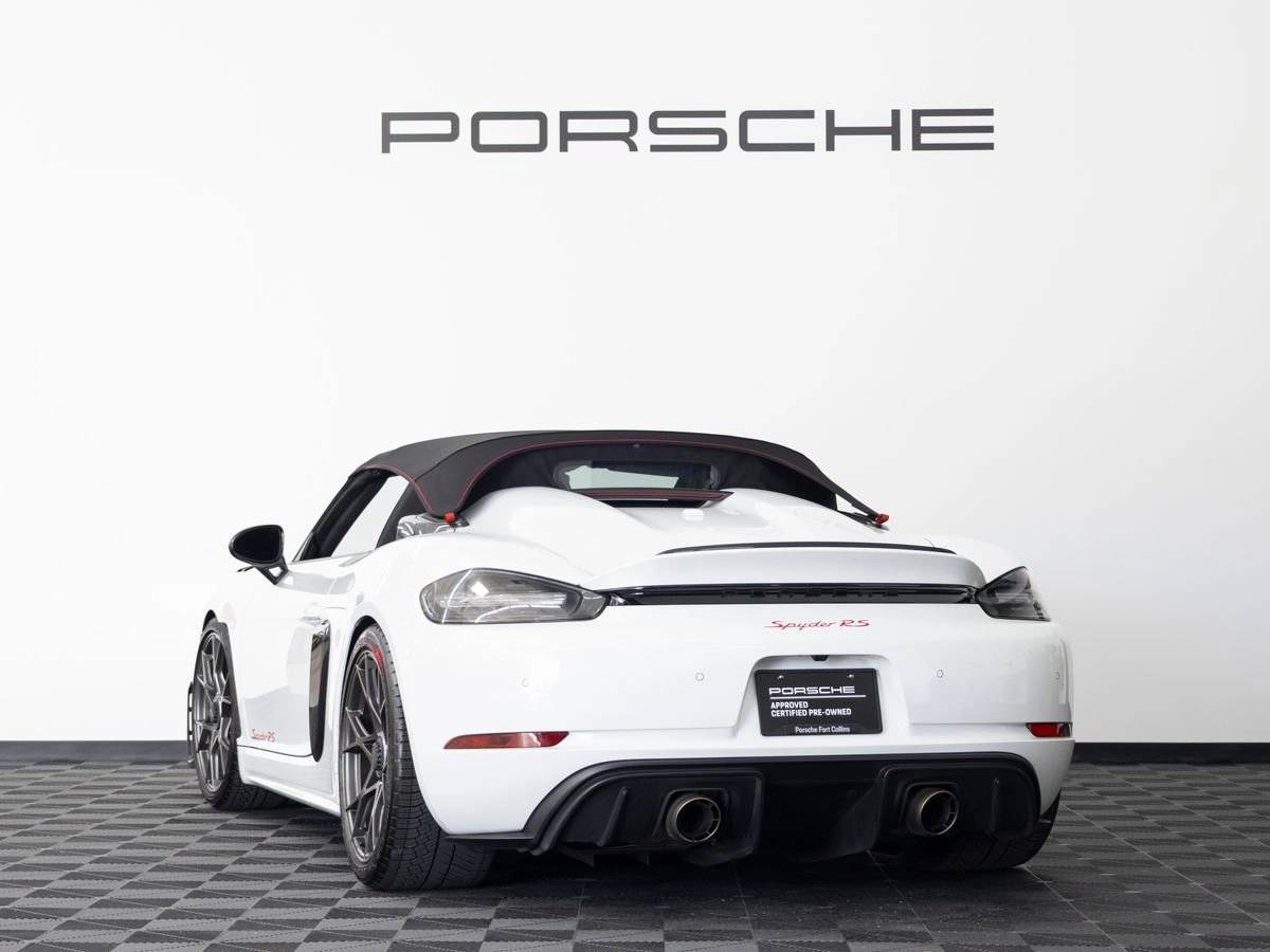2024 Porsche 718 RS