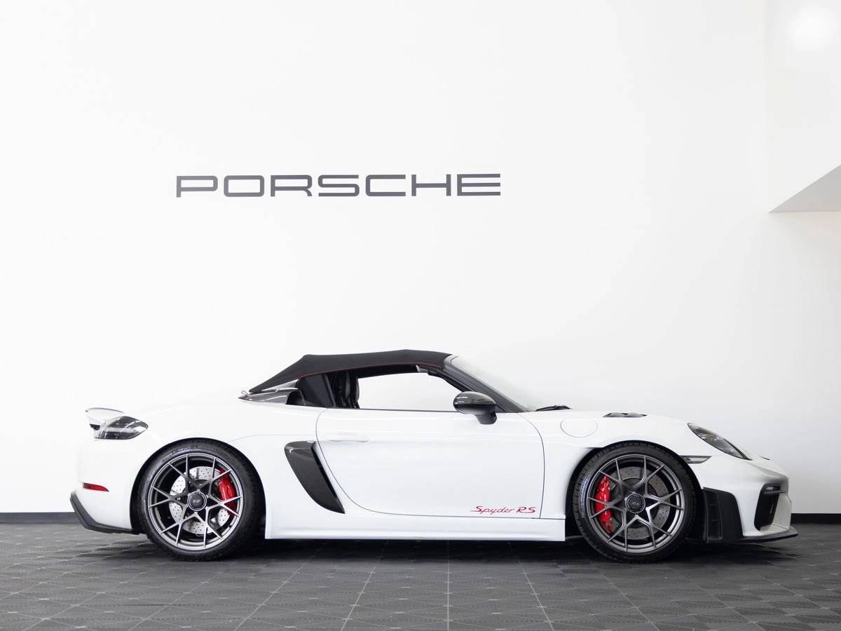 2024 Porsche 718 RS