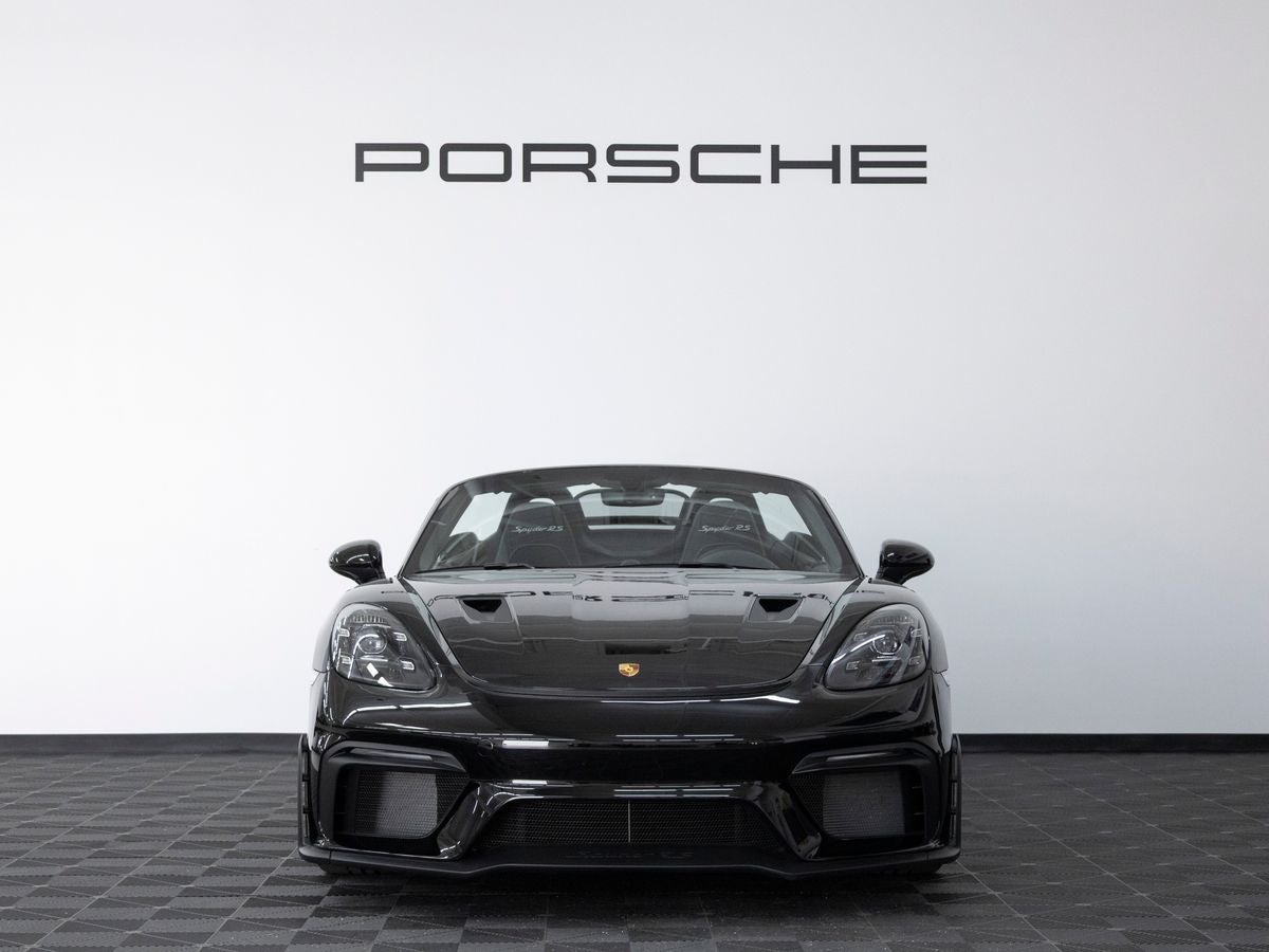 2025 Porsche 718 Spyder RS
