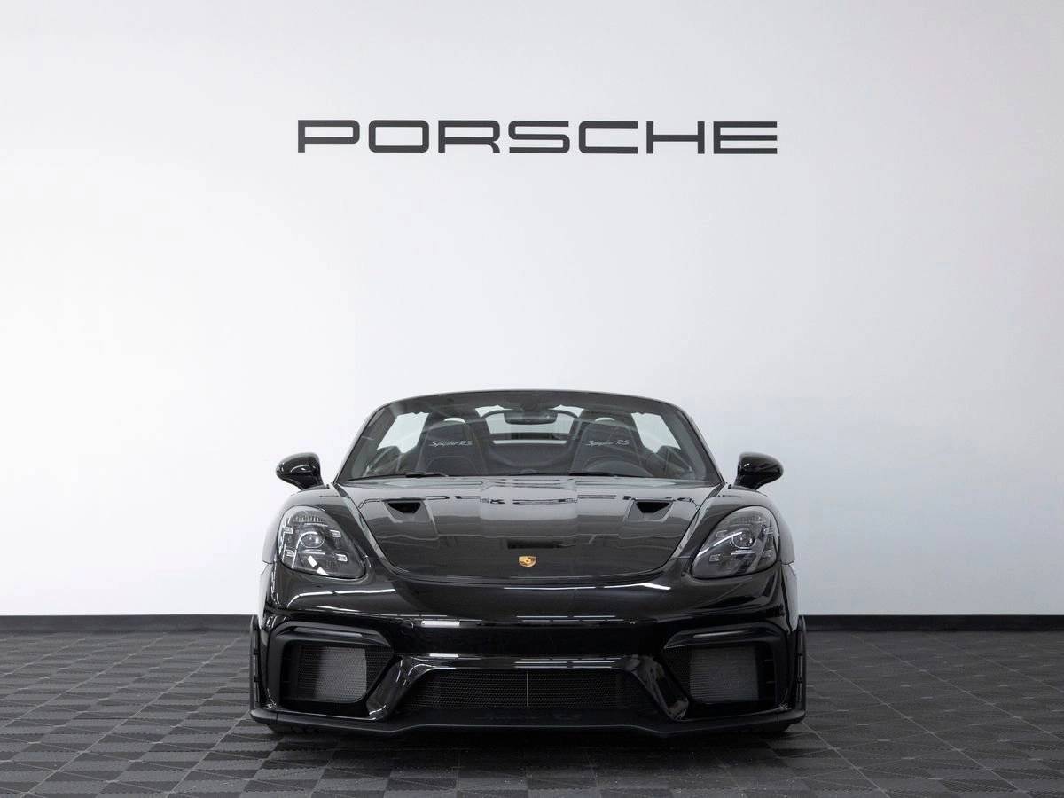 2025 Porsche 718 Spyder RS