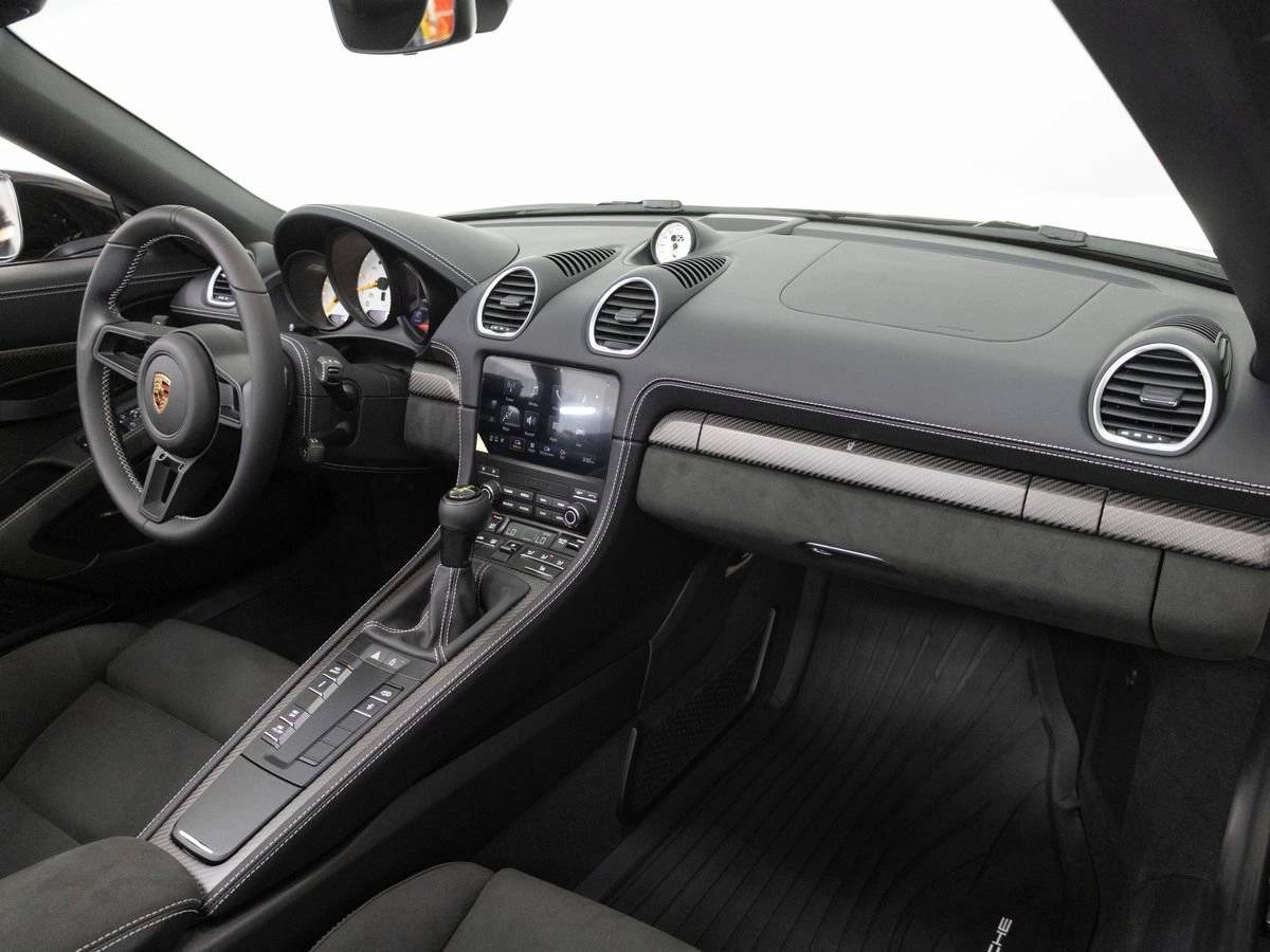 2025 Porsche 718 Spyder RS