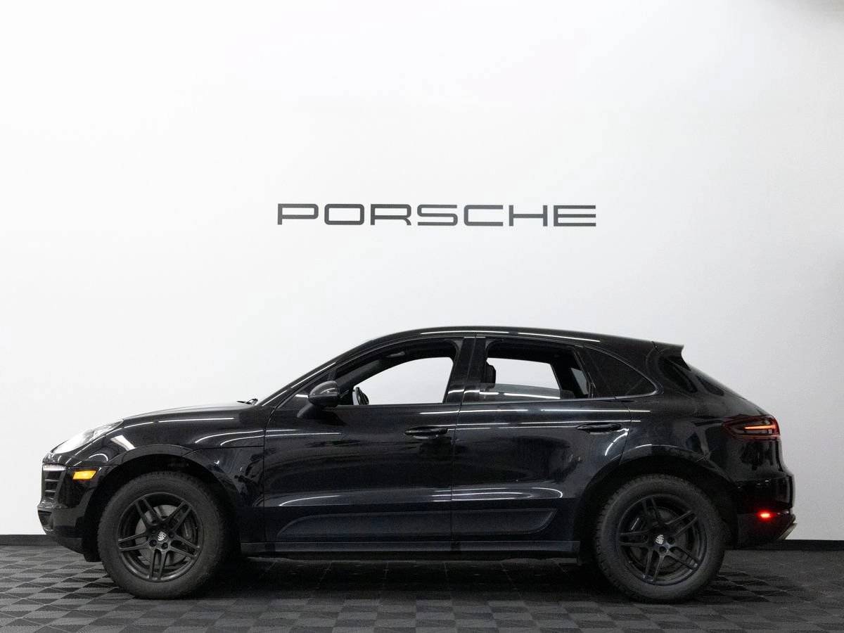 2018 Porsche Macan Macan