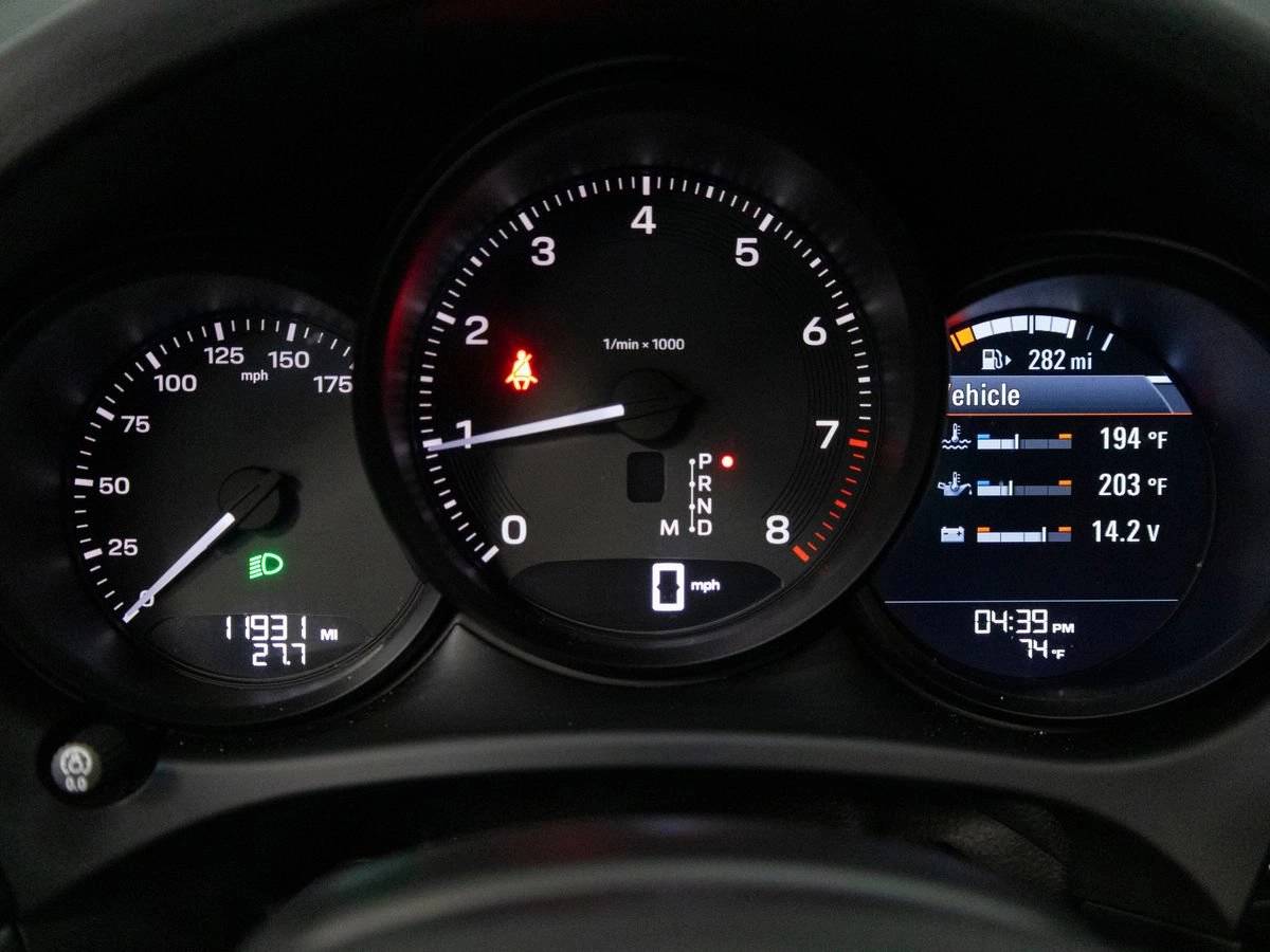 2023 Porsche Macan Macan