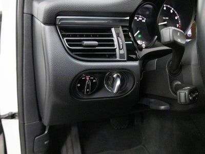 2023 Porsche Macan Macan