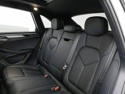 2023 Porsche Macan Macan