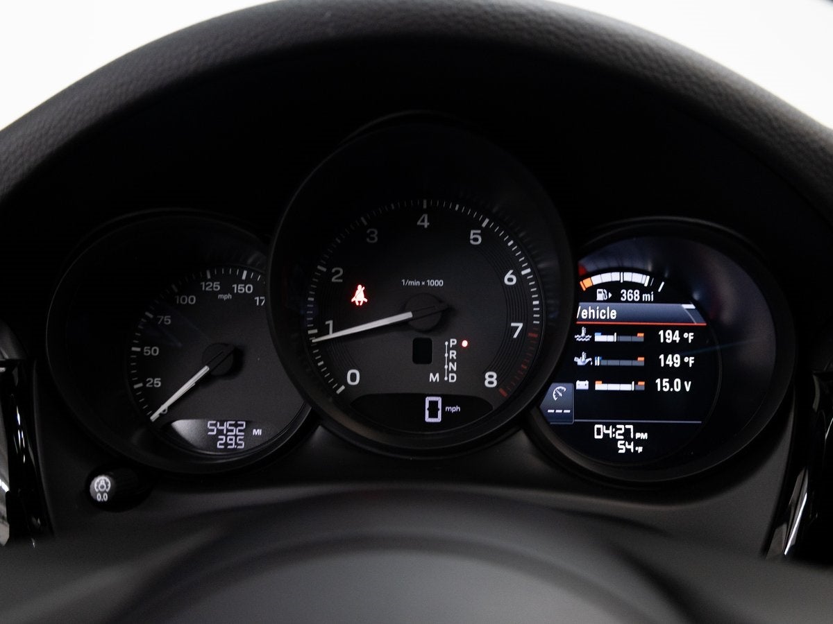 2025 Porsche Macan Base