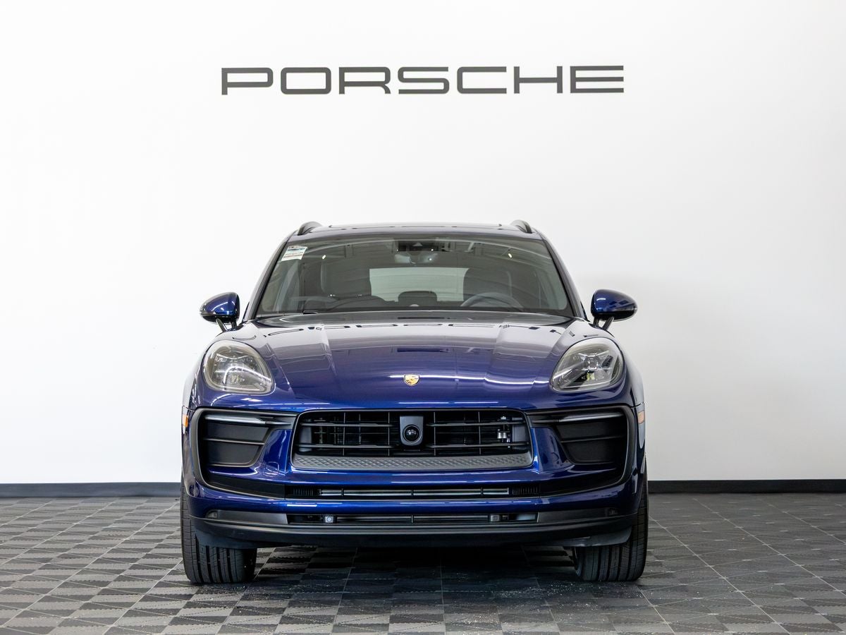 2026 Porsche Macan Macan
