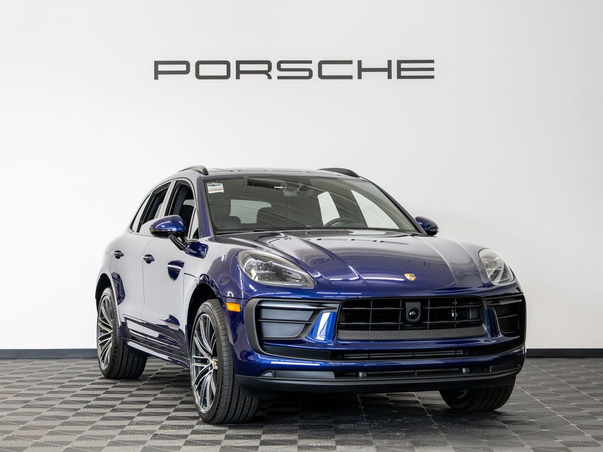 2026 Porsche Macan Macan