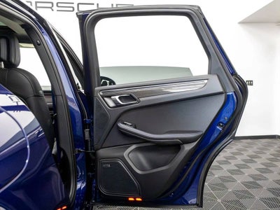2026 Porsche Macan Macan