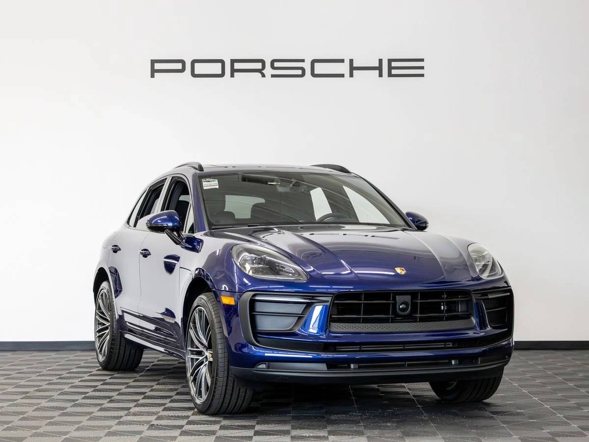 2026 Porsche Macan Macan