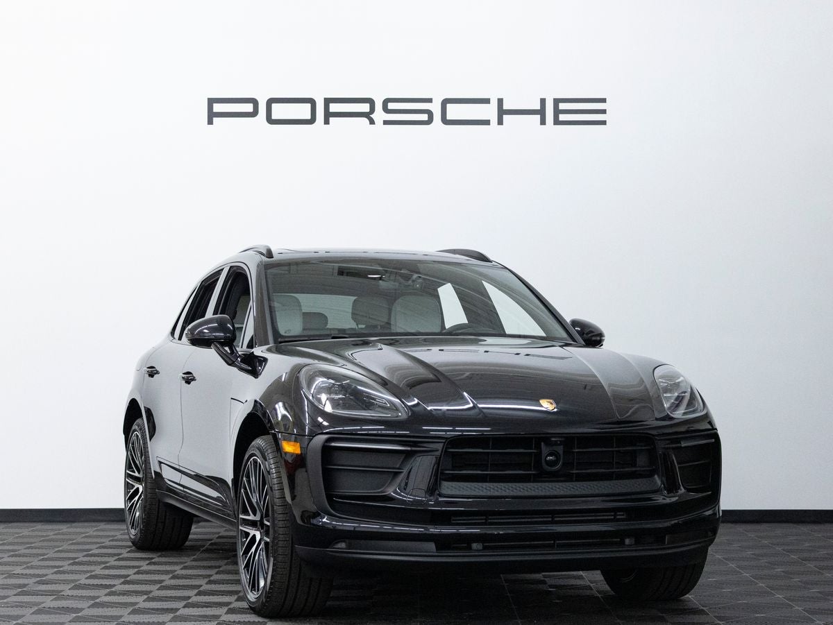 2026 Porsche Macan Macan