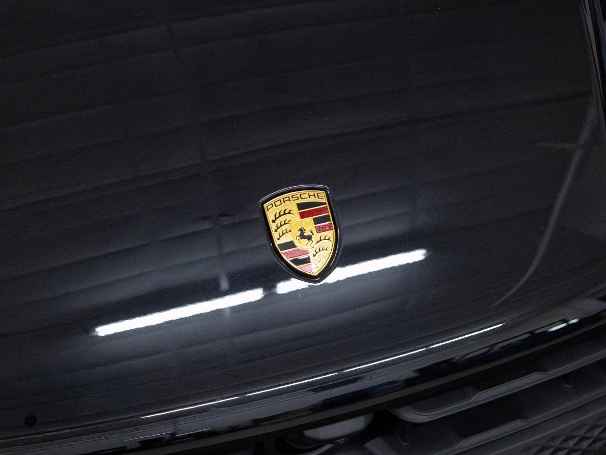 2026 Porsche Macan Macan