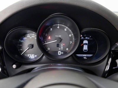 2023 Porsche Macan Base