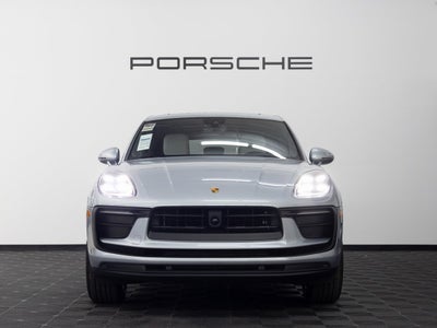 2024 Porsche Macan Base