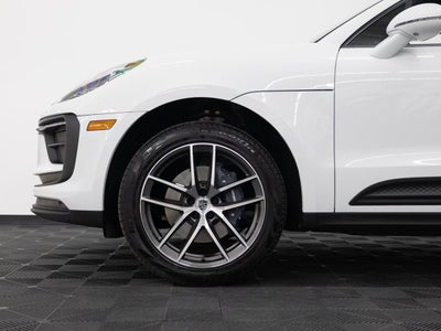 2025 Porsche Macan Base