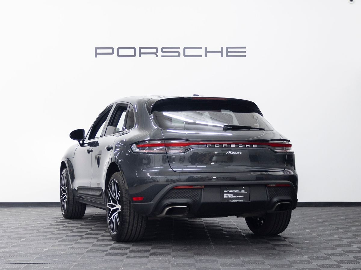 2026 Porsche Macan Base