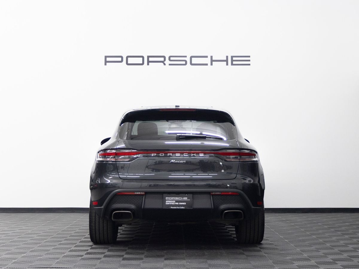2026 Porsche Macan Base