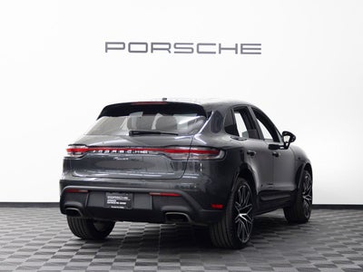 2026 Porsche Macan Base