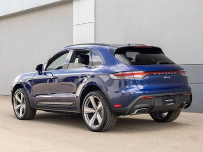 2025 Porsche Macan Base