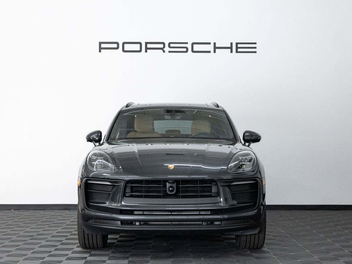 2026 Porsche Macan Macan