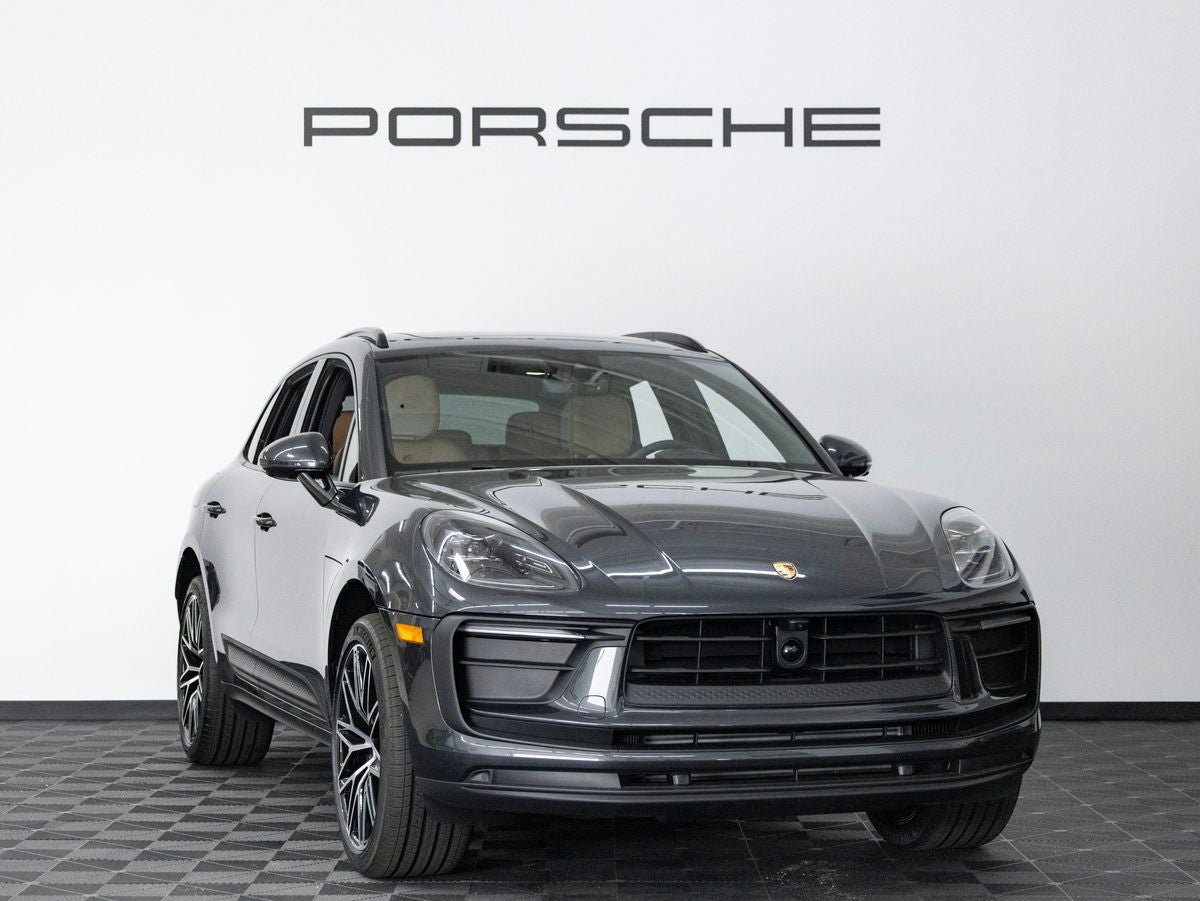 2026 Porsche Macan Macan