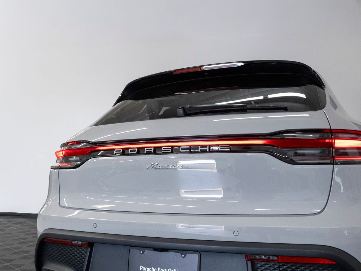 2026 Porsche Macan Macan