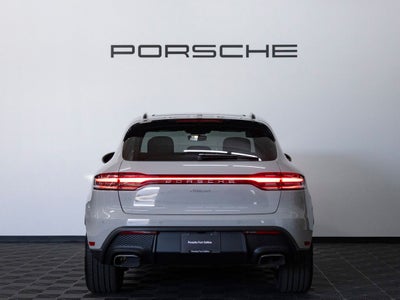 2026 Porsche Macan Macan