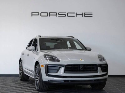 2026 Porsche Macan Macan