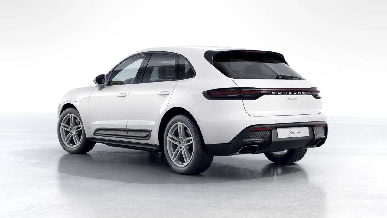 2026 Porsche Macan Base