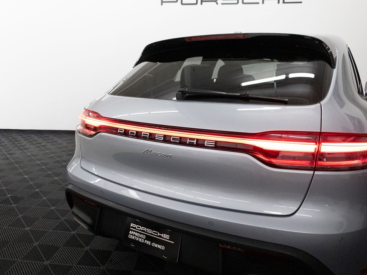2025 Porsche Macan Macan