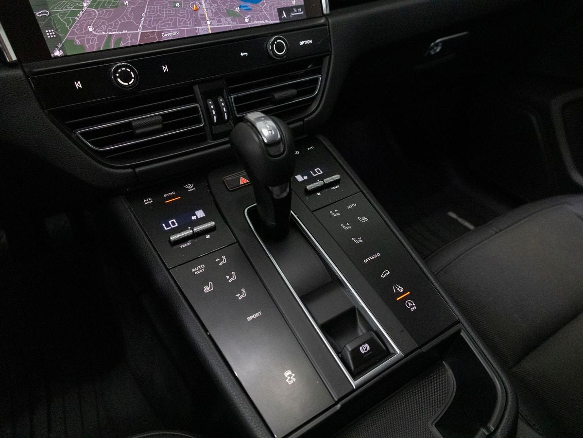 2025 Porsche Macan Macan