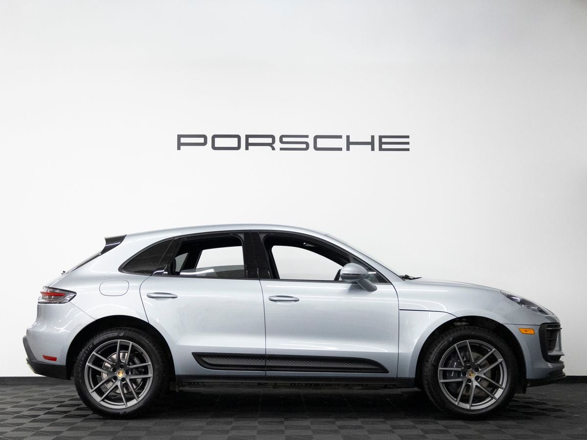2025 Porsche Macan Macan