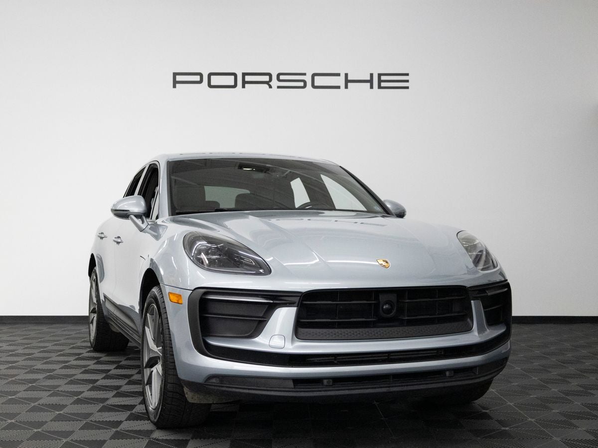 2025 Porsche Macan Macan