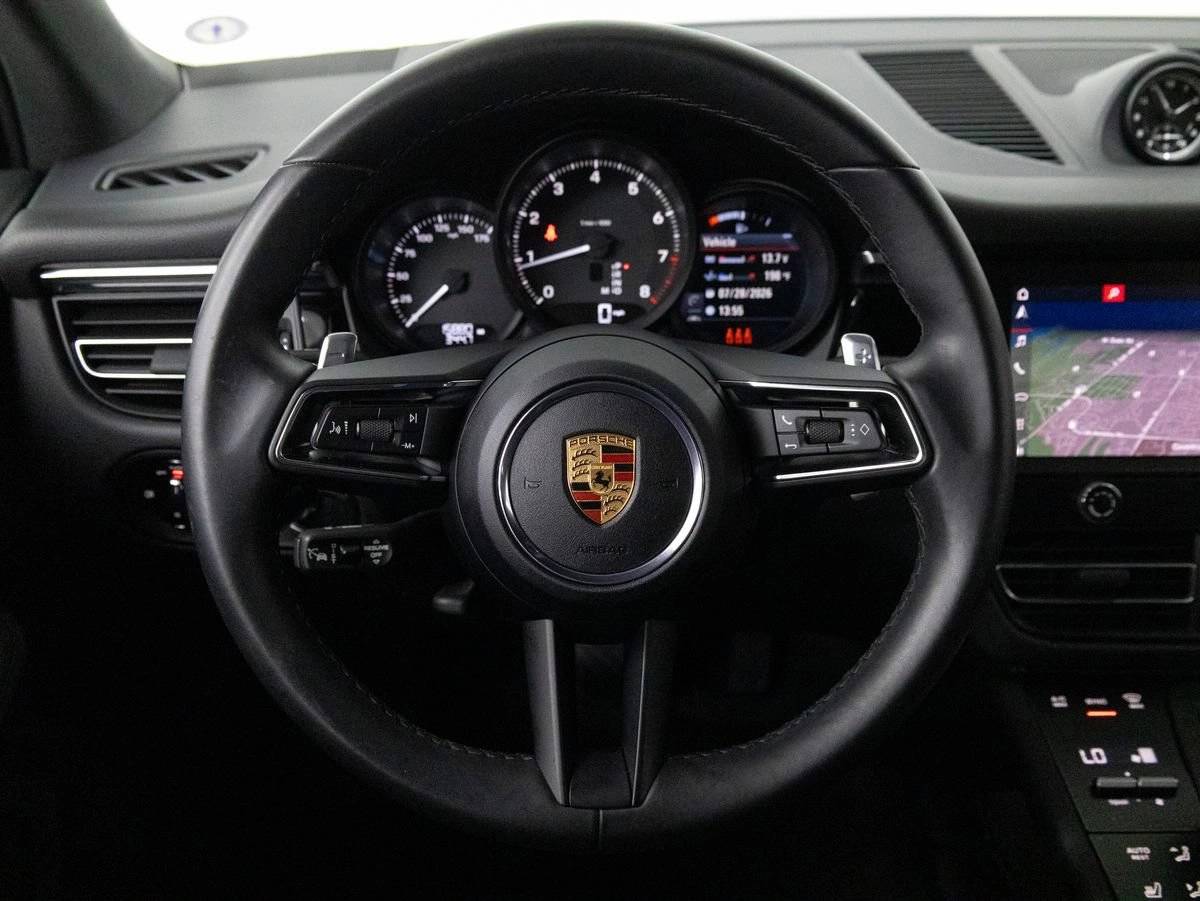 2025 Porsche Macan Macan