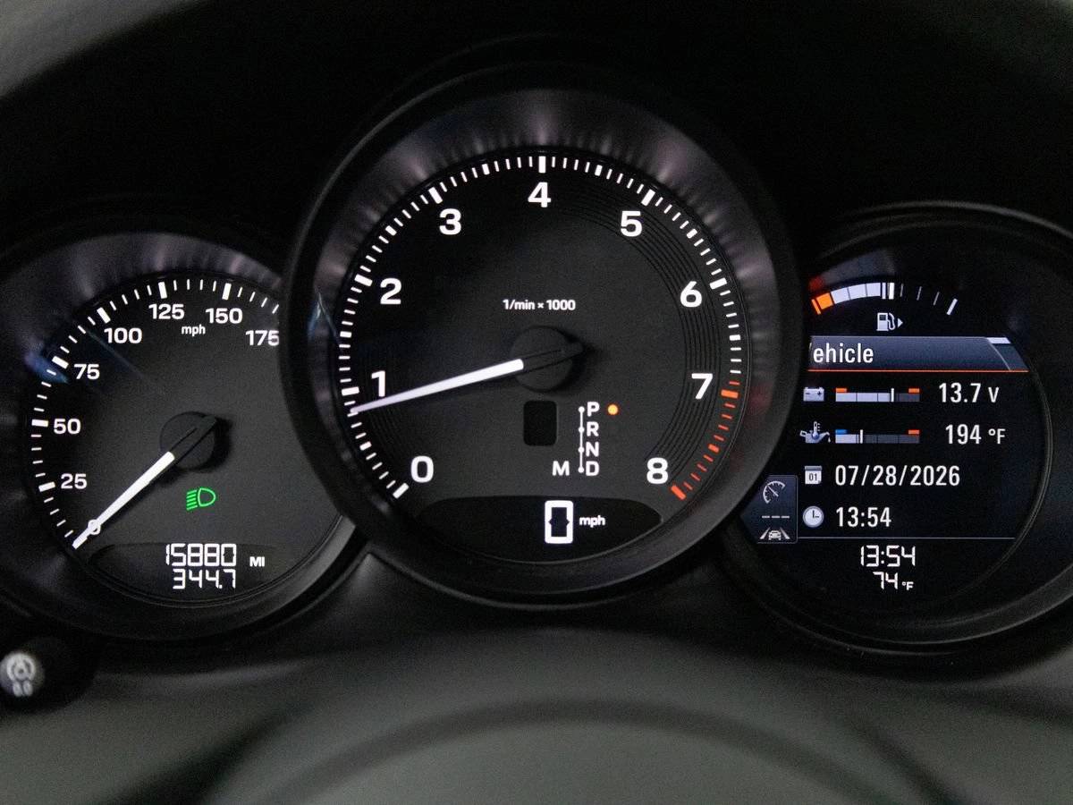 2025 Porsche Macan Macan