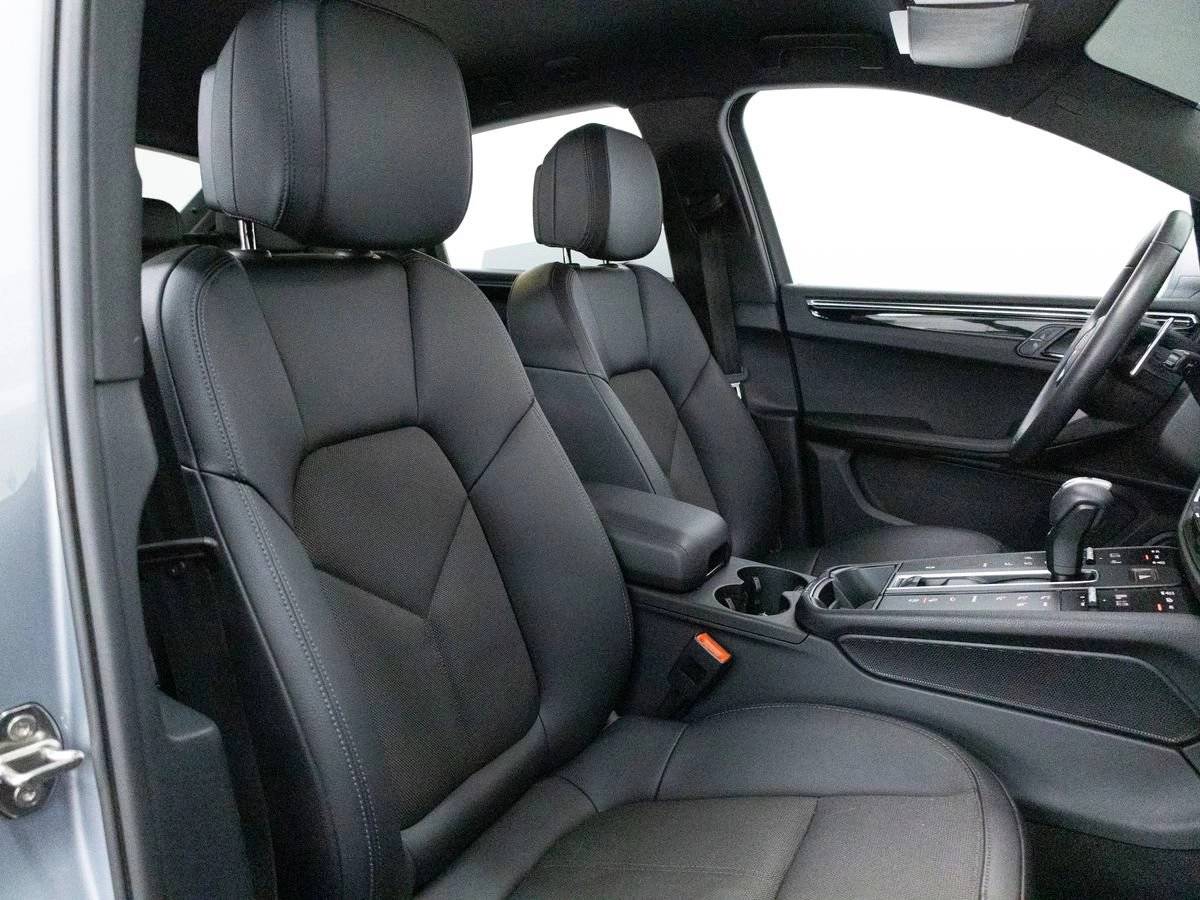 2025 Porsche Macan Macan