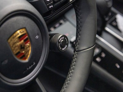 2026 Porsche Macan T