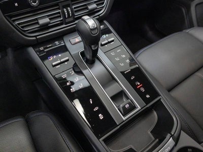 2026 Porsche Macan T