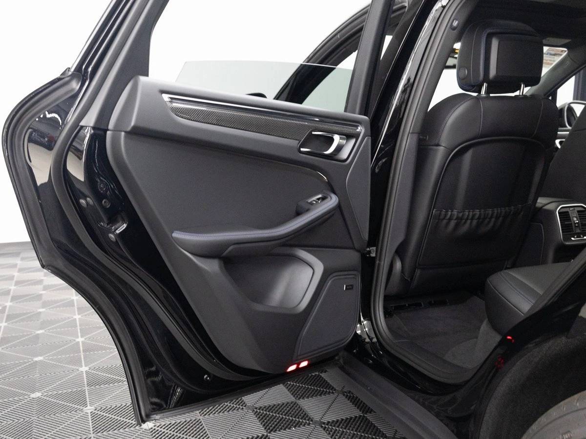 2026 Porsche Macan T