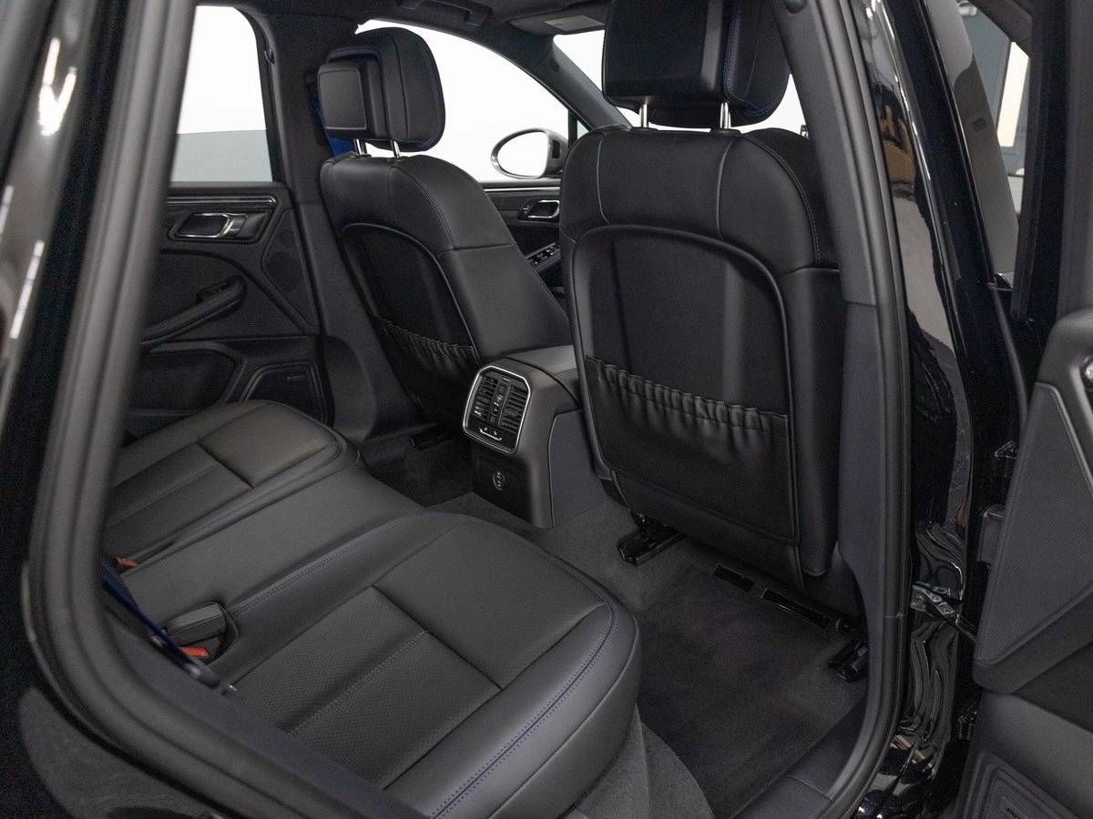 2026 Porsche Macan T