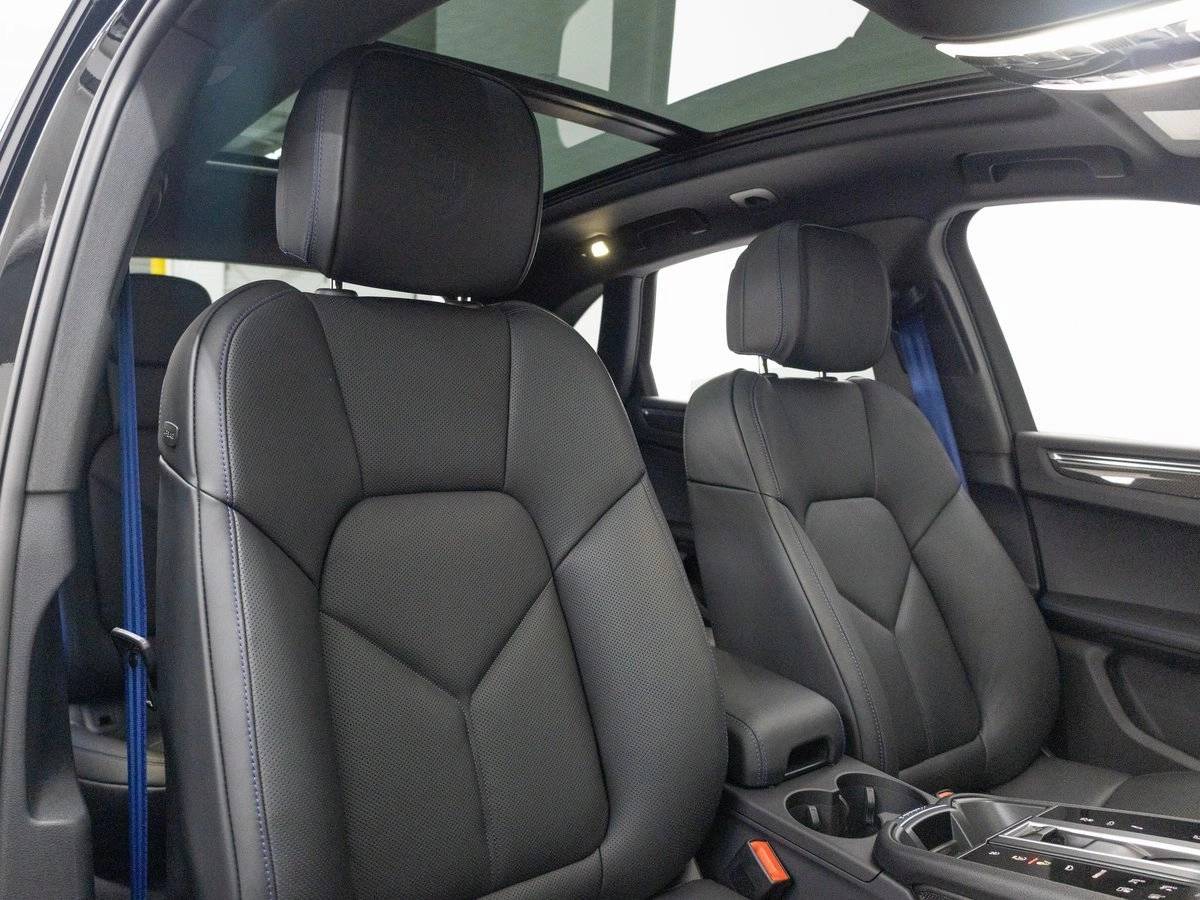 2026 Porsche Macan T