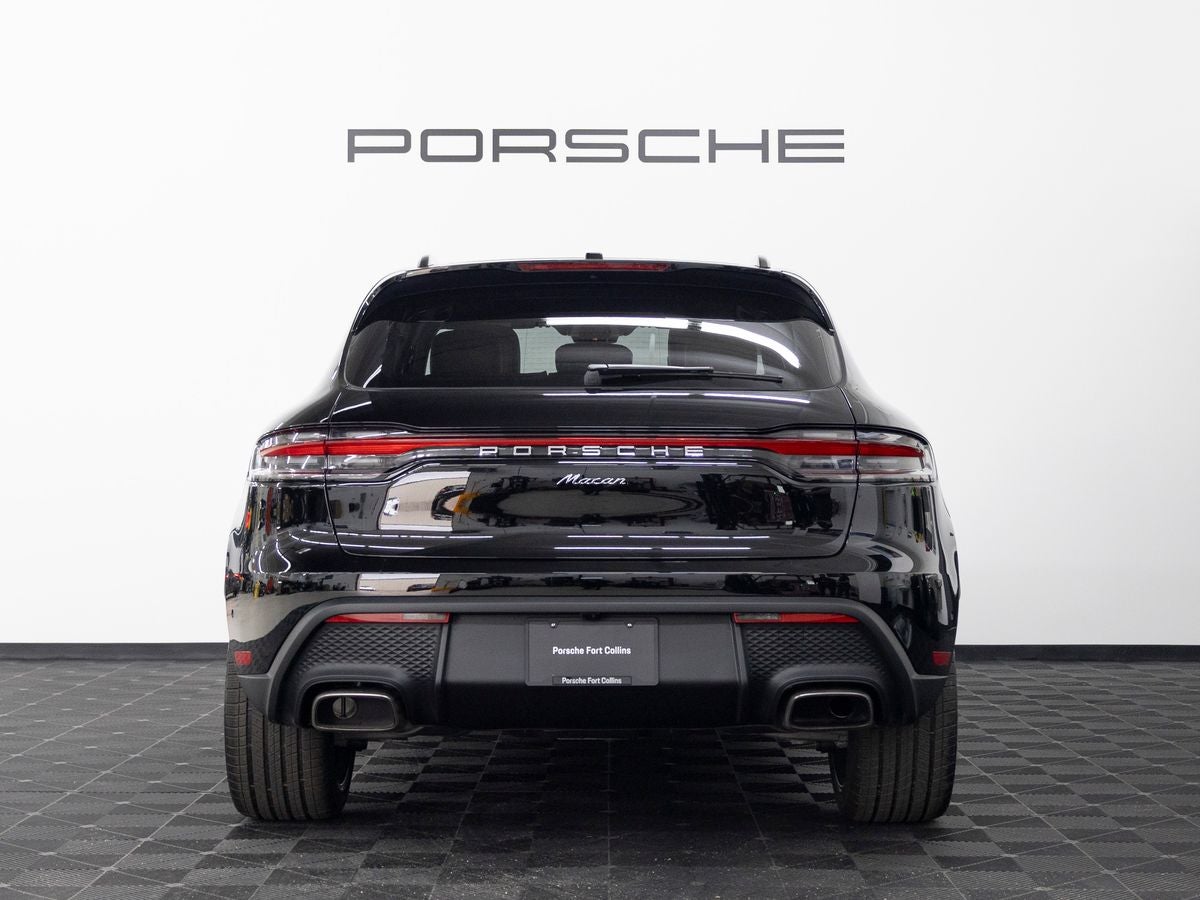 2026 Porsche Macan Base