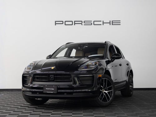 2023 Porsche Macan Base